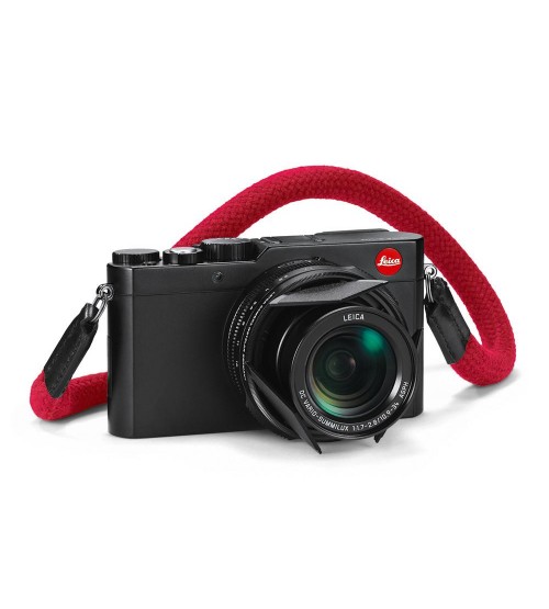 Leica D-LUX (Typ 109) Digital Camera Explorer Kit 