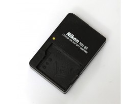 MH-62 Quick Charger for EN-EL8