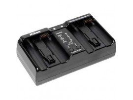MH-22 Quick Charger For EN-EL4 / EN-EL 4a 