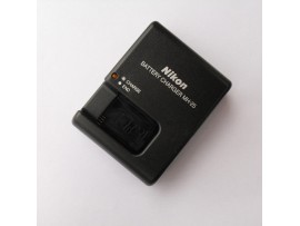 MH-25 Quick Charger for EN-EL15