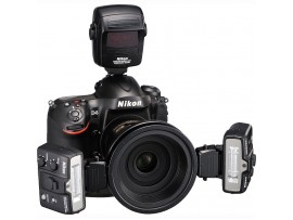 Nikon R1C1 Wireless Close-Up Speedlight System For D200