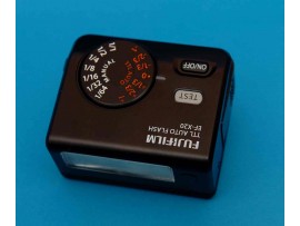 Fuji Flash EF-X20 TTL Flash Fuji Flash EF-X20 TTL Flash